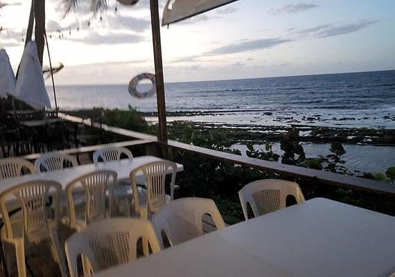 Restaurante y pescadería (Atardecer)